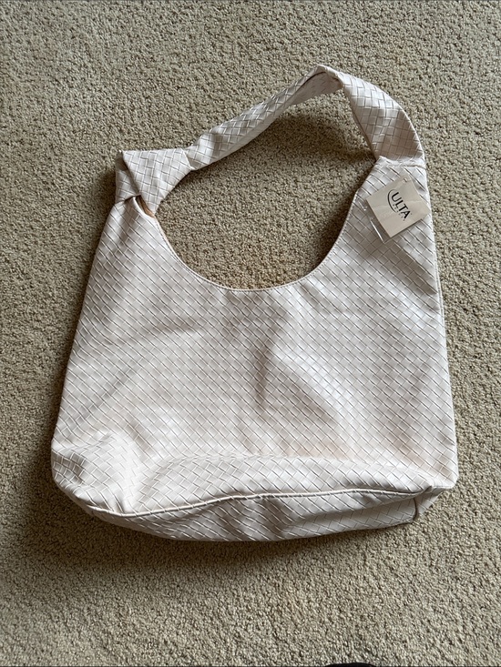 Ulta Beauty Handbags - Ulta Beauty Cream Woven Shoulder Tote